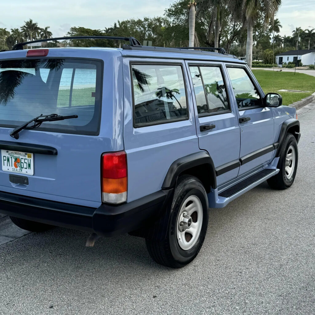 1998 Jeep Cherokee 5SPD Sport 50K Miles Clean Carfax TJ Wrangler