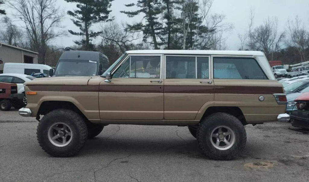 1968 Jeep Wagoneer