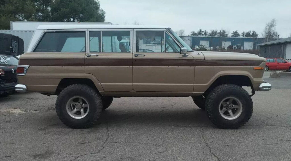 1968 Jeep Wagoneer