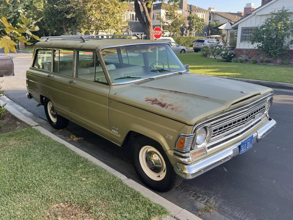 1971 Jeep Wagoneer