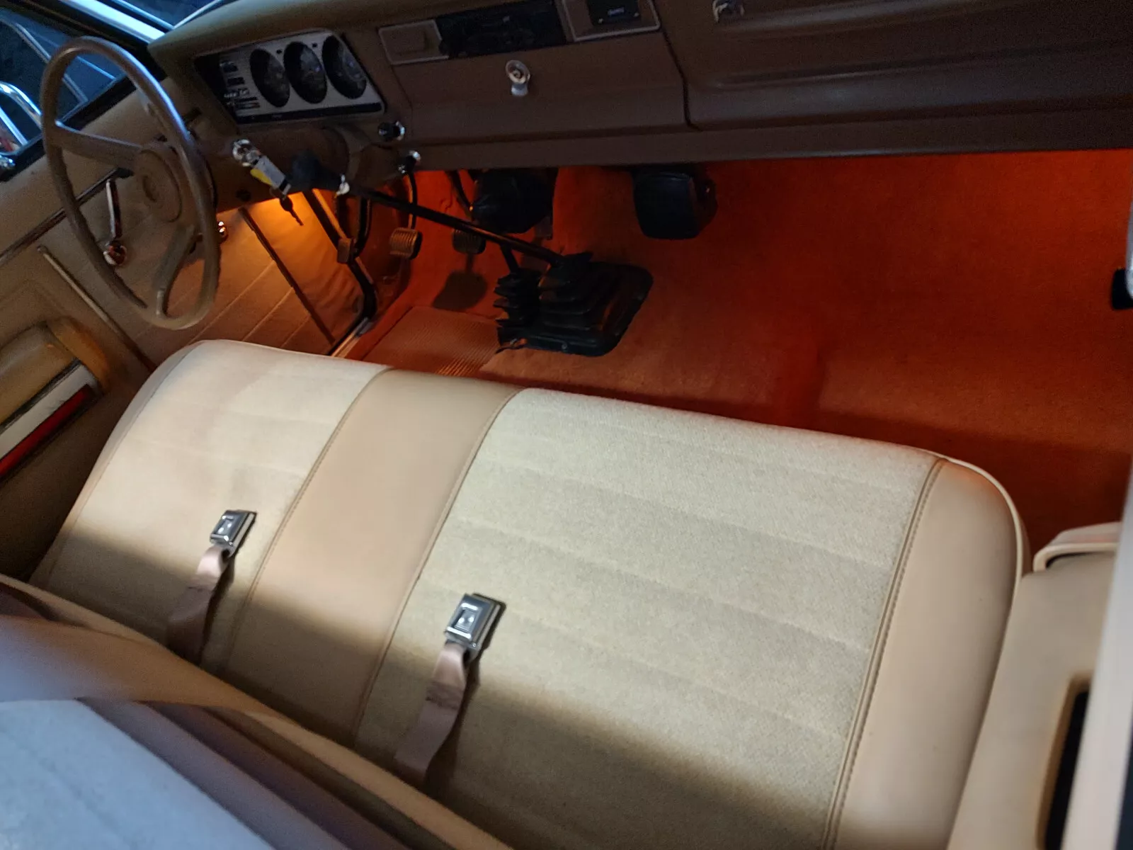 1981 Jeep J10 Western Weave Cloth Interior / Custom Level trim