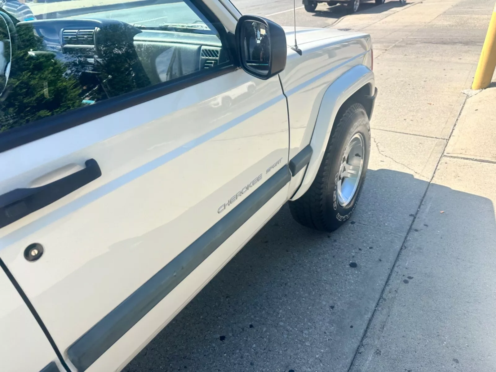 2000 Jeep Cherokee Sport