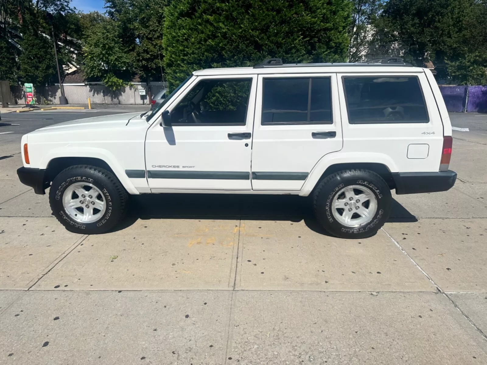 2000 Jeep Cherokee Sport