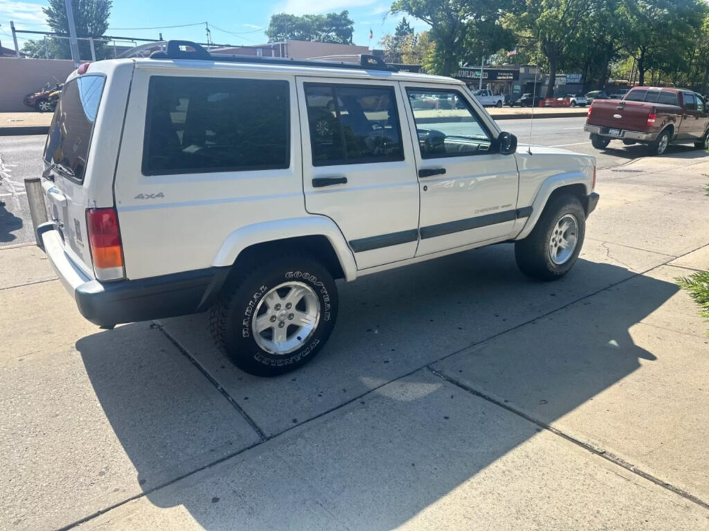 2000 Jeep Cherokee Sport