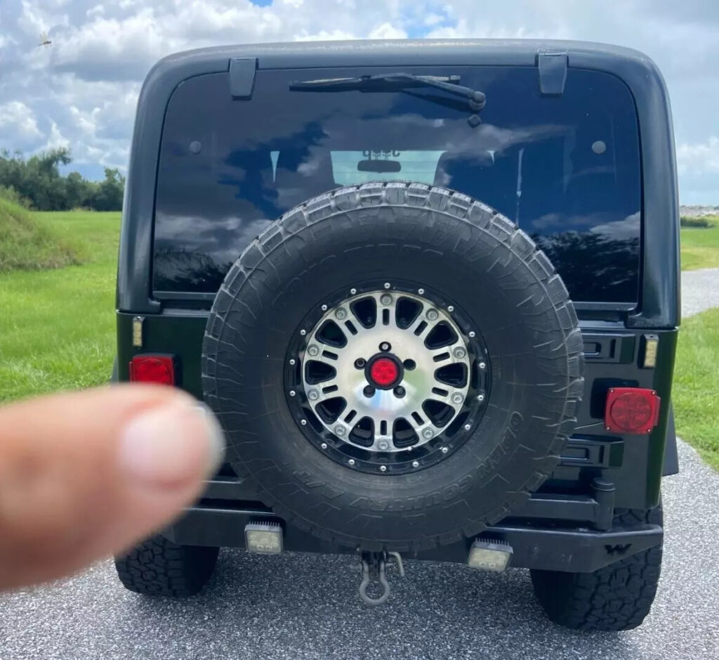 2006 Jeep Wrangler Rubicon Unlimited LJ 4X4 6 cyl Hardtop