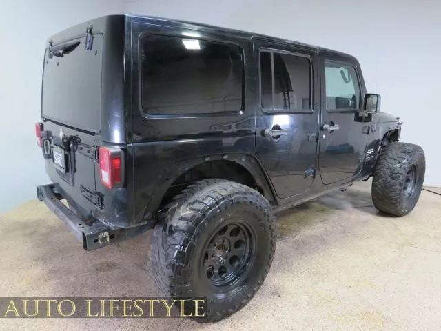 2012 Jeep Wrangler Unlimited Sahara