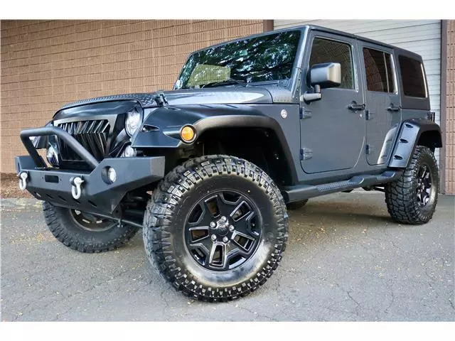 2017 Jeep Wrangler Willys Wheeler