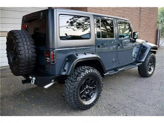 2017 Jeep Wrangler Willys Wheeler