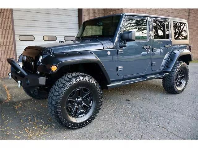 2017 Jeep Wrangler Willys Wheeler