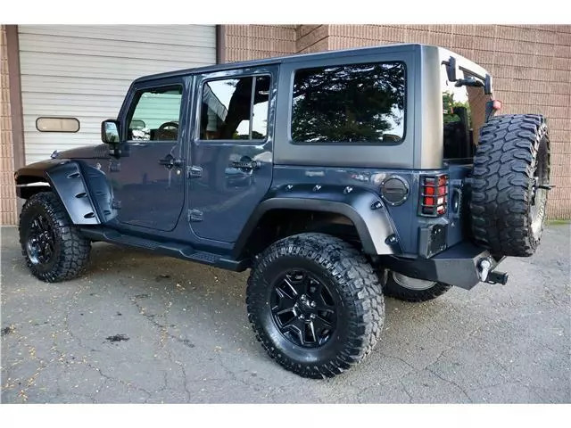 2017 Jeep Wrangler Willys Wheeler