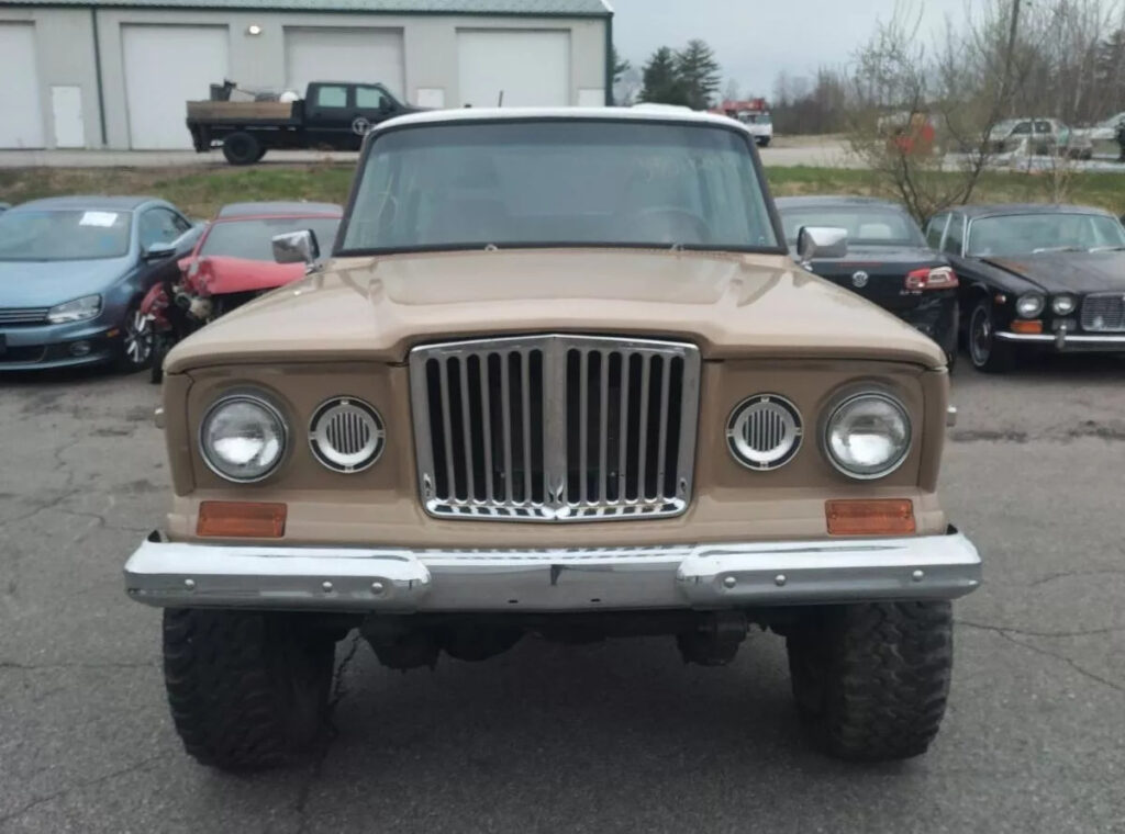 1968 Jeep Wagoneer