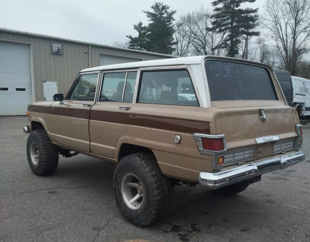 1968 Jeep Wagoneer