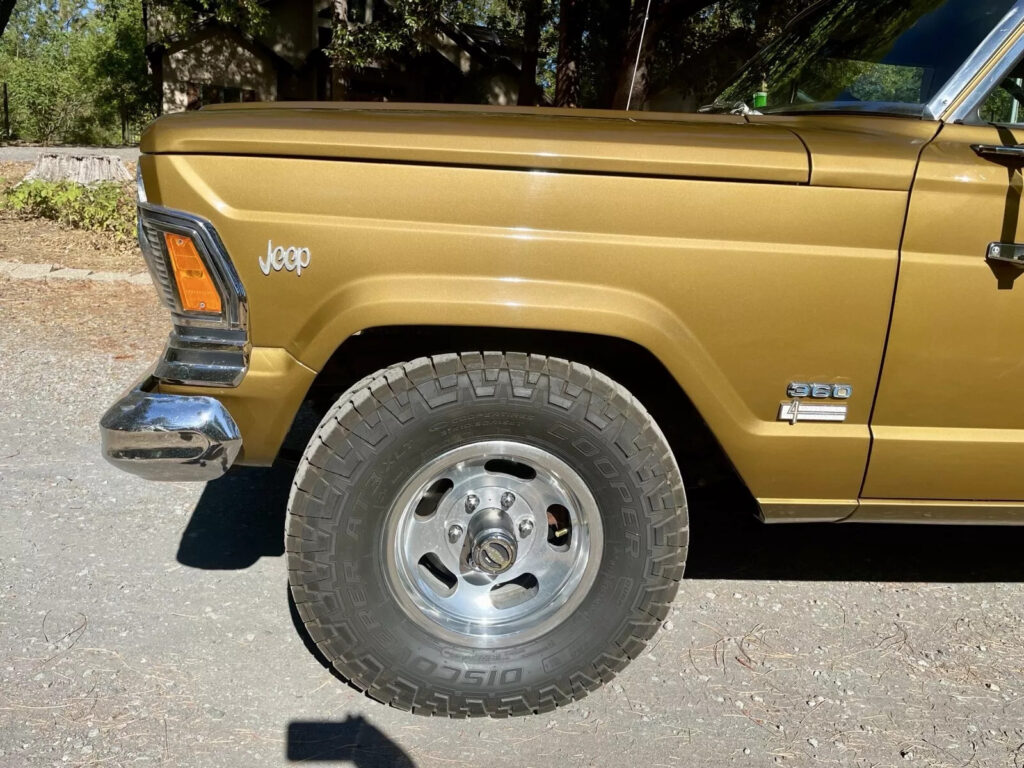 1971 Jeep Wagoneer SJ