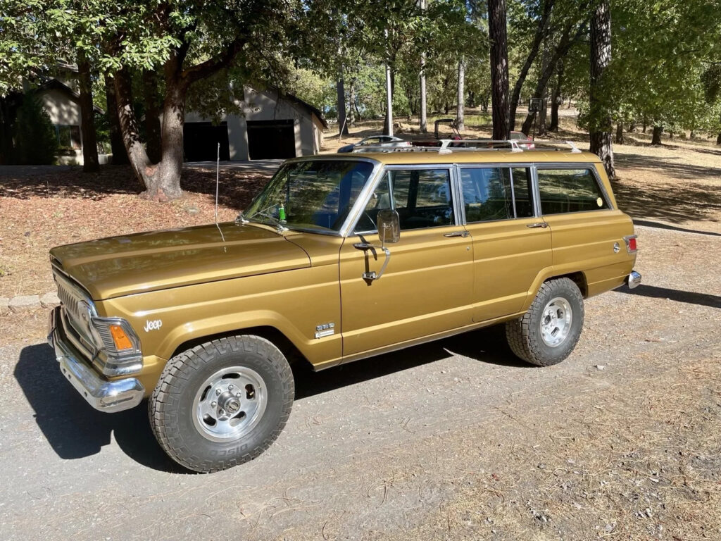 1971 Jeep Wagoneer SJ