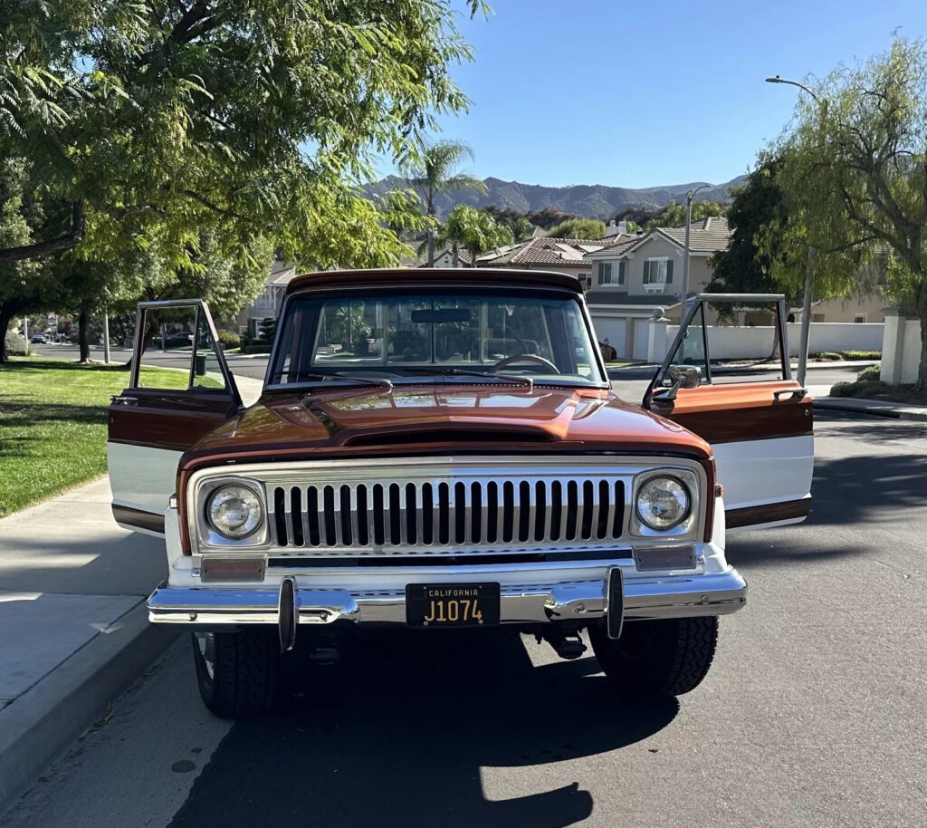 1974 Jeep J10 Pioneer