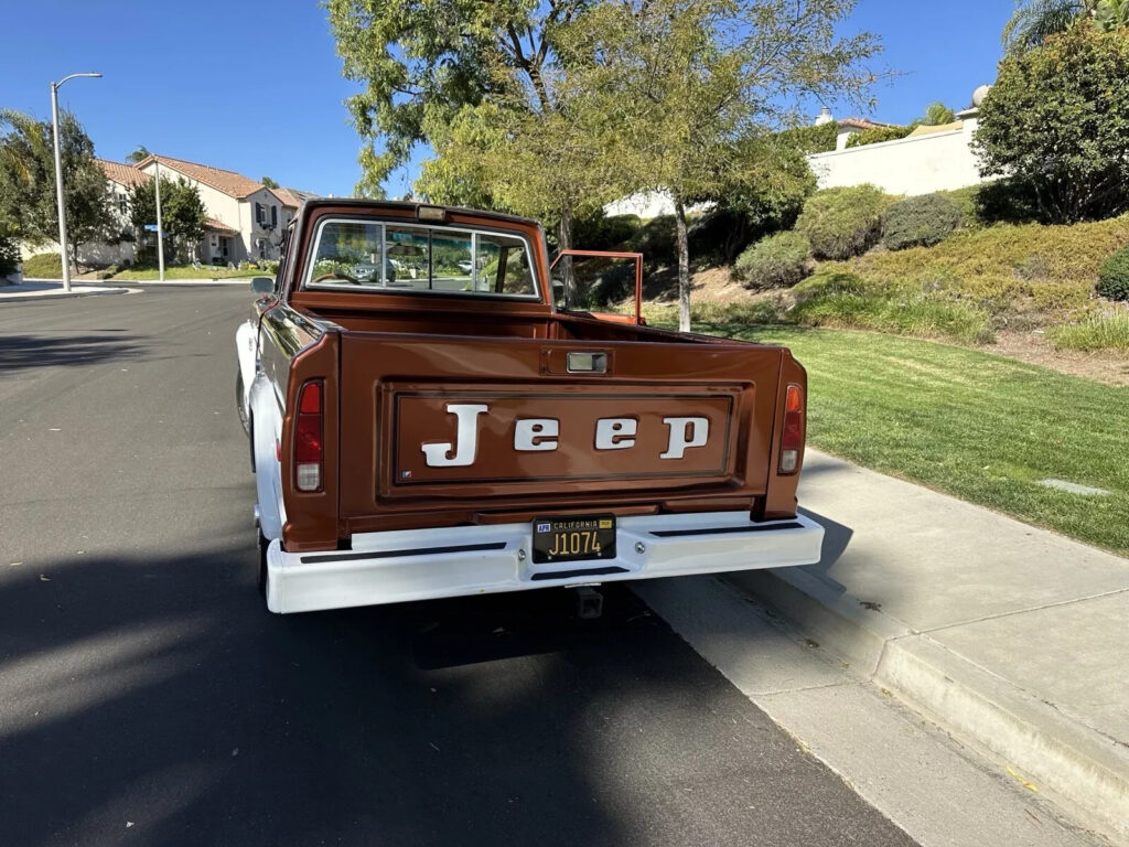 1974 Jeep J10 Pioneer