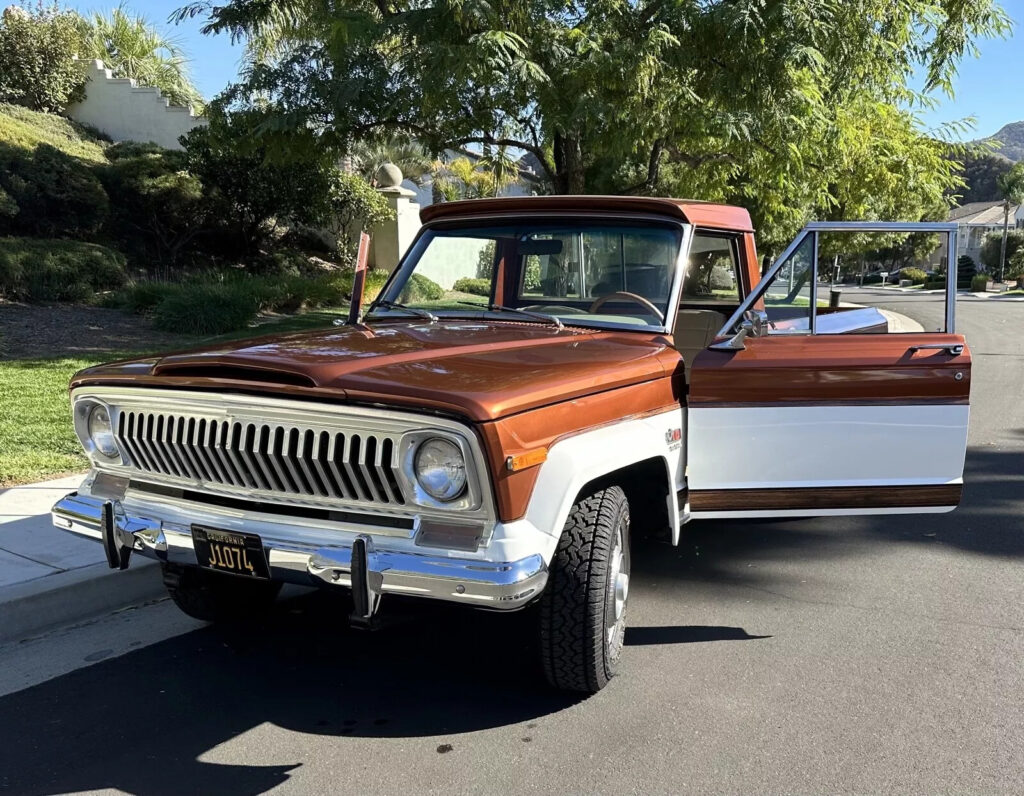 1974 Jeep J10 Pioneer