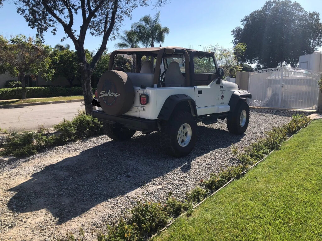 1997 Jeep Wrangler Sahara 5-Speed Manual!