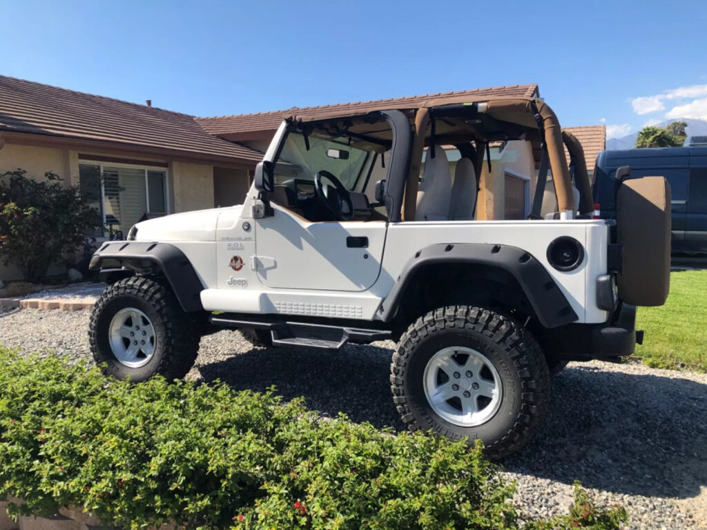 1997 Jeep Wrangler Sahara 5-Speed Manual!