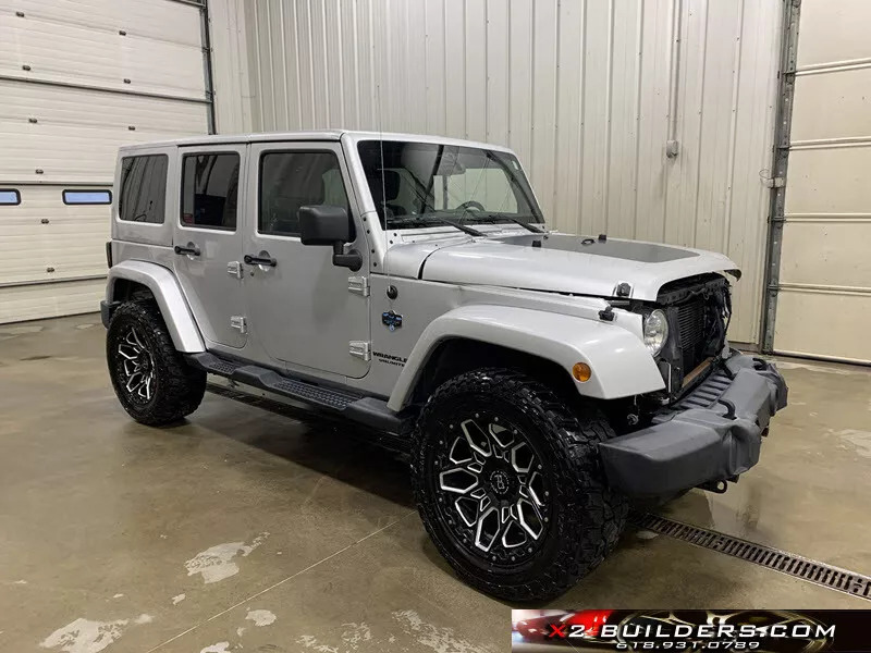 2012 Jeep Wrangler Unlimited Sahara Arctic