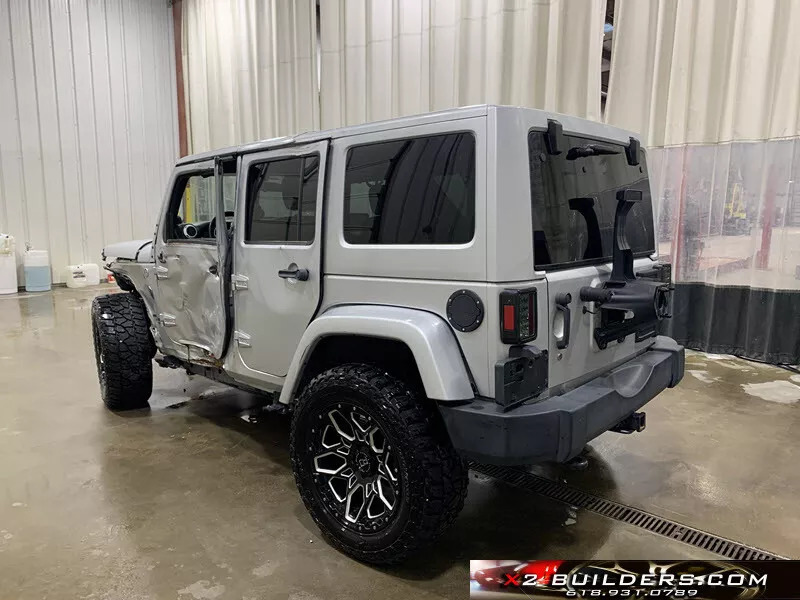 2012 Jeep Wrangler Unlimited Sahara Arctic