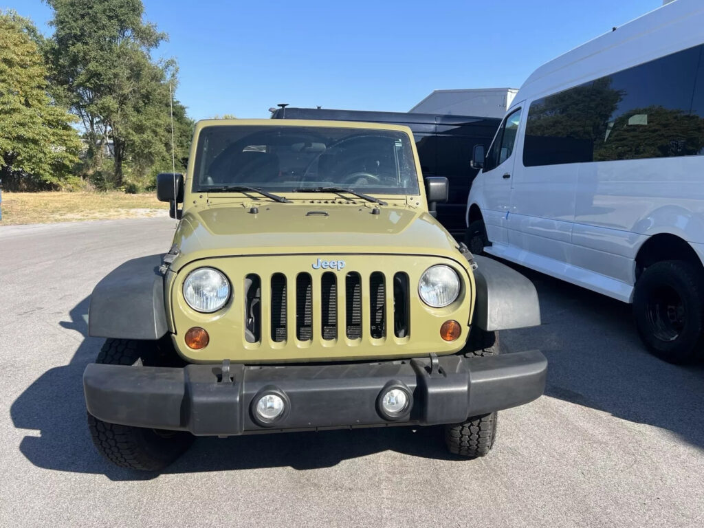 2013 Jeep Wrangler Sport