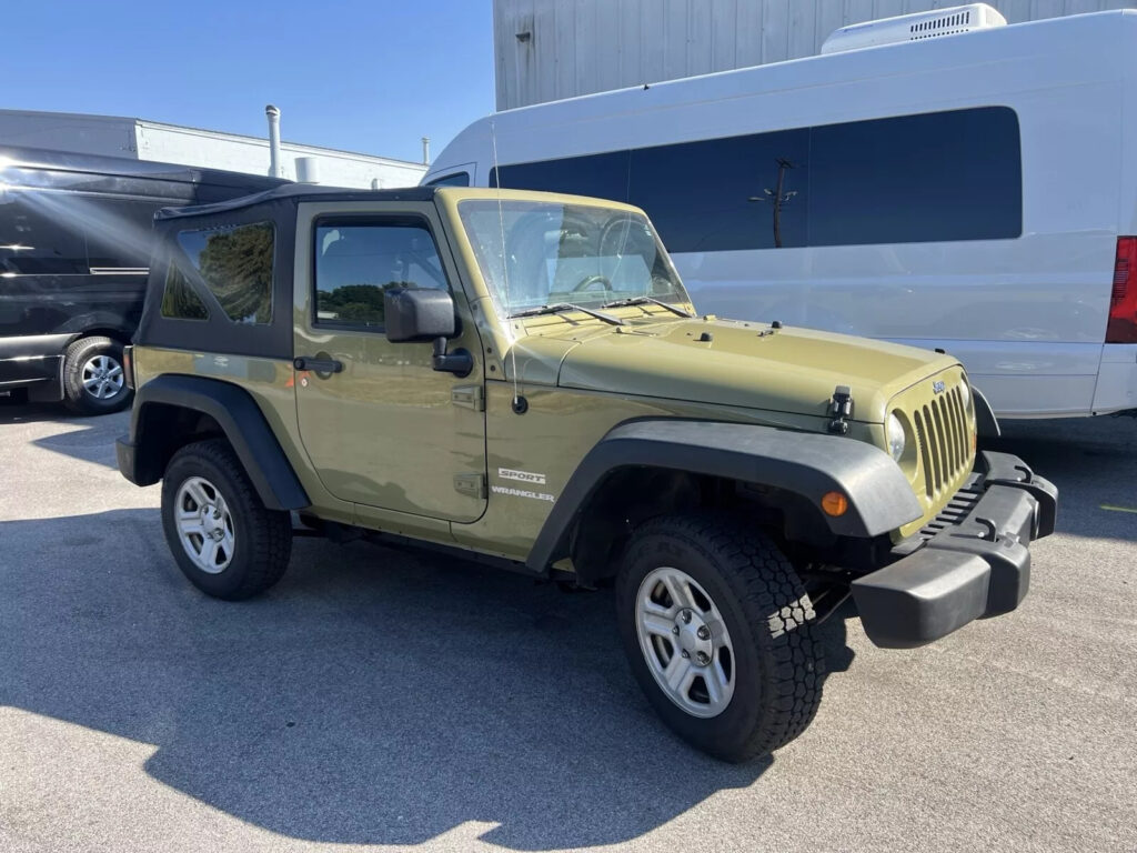 2013 Jeep Wrangler Sport