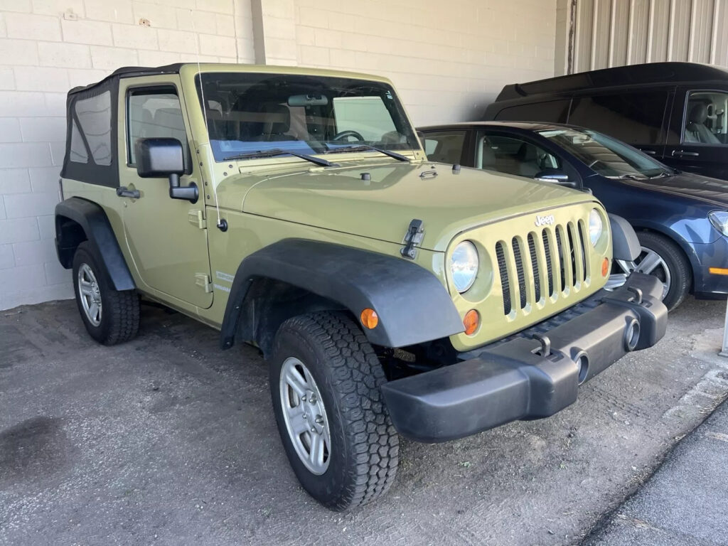 2013 Jeep Wrangler Sport