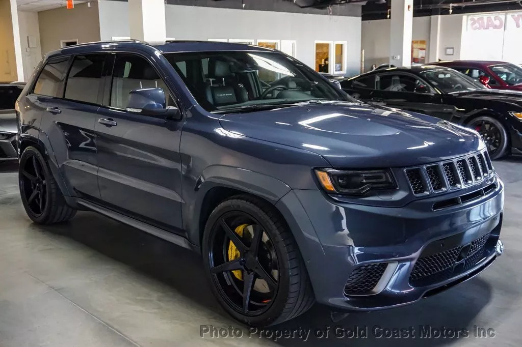 2021 Jeep Grand Cherokee *only 5k Miles* *pano-Roof* *rear Tv-Dvd* *borla E