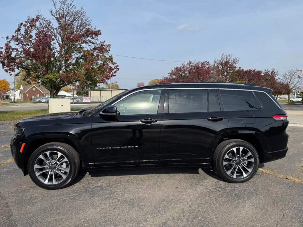 2022 Jeep Grand Cherokee Overland/quadra-Lift AIR Suspension/technology Package