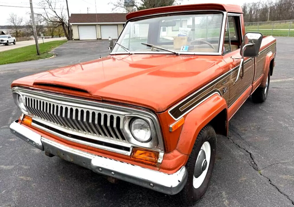 1976 Jeep J10 4X4 Pioneer