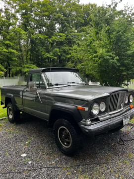 1979 Jeep J10 Black Bed Liner, Original Chrome na prodej