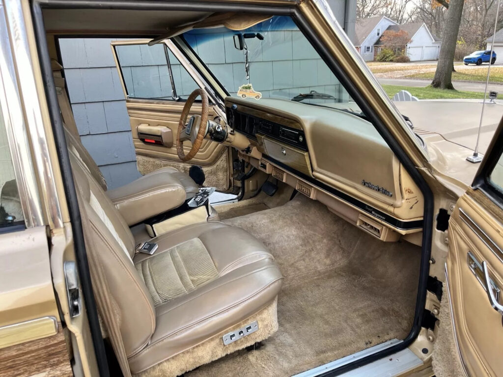 1987 Jeep Wagoneer Gold with Wood Grain Panel