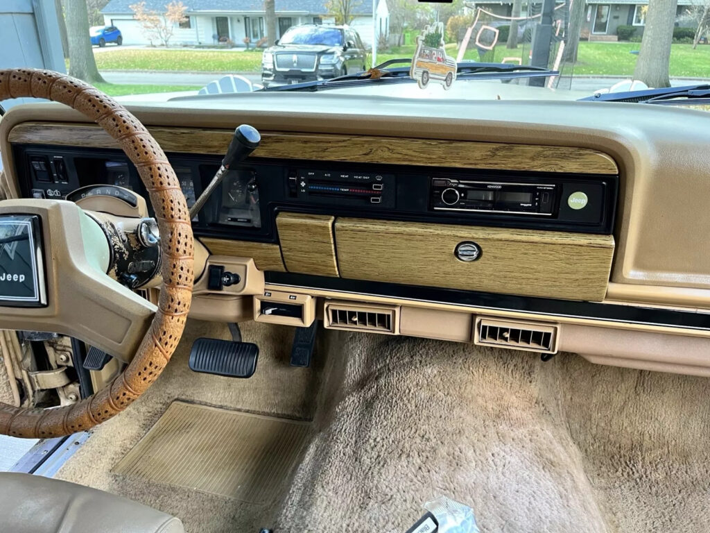 1987 Jeep Wagoneer Gold with Wood Grain Panel