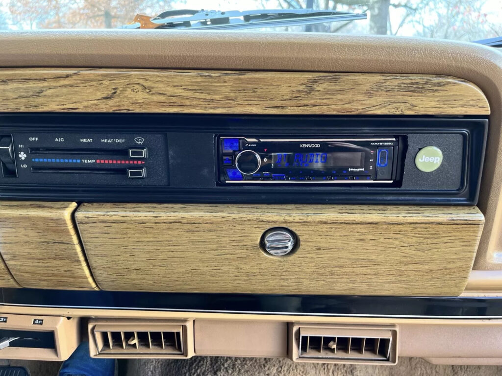 1987 Jeep Wagoneer Gold with Wood Grain Panel