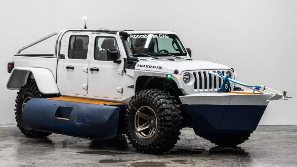 2020 Jeep Gladiator Amphibious – On Land / Sea