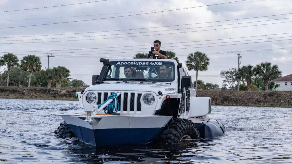 2020 Jeep Gladiator Amphibious – On Land / Sea