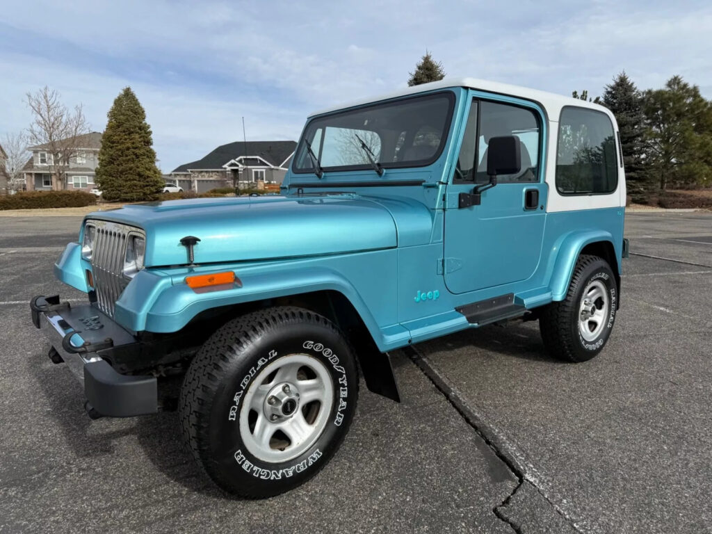 1995 Jeep Wrangler Night Eagle Package/se