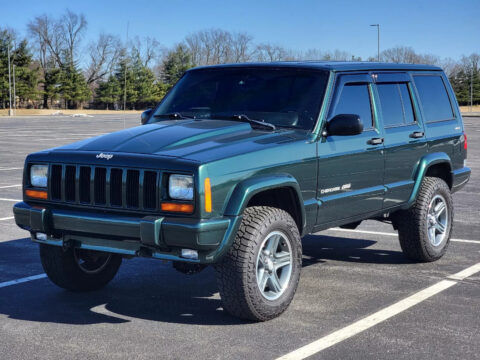 2001 Jeep Cherokee Classic na prodej