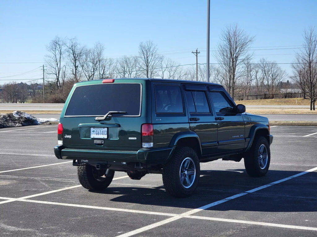 2001 Jeep Cherokee Classic