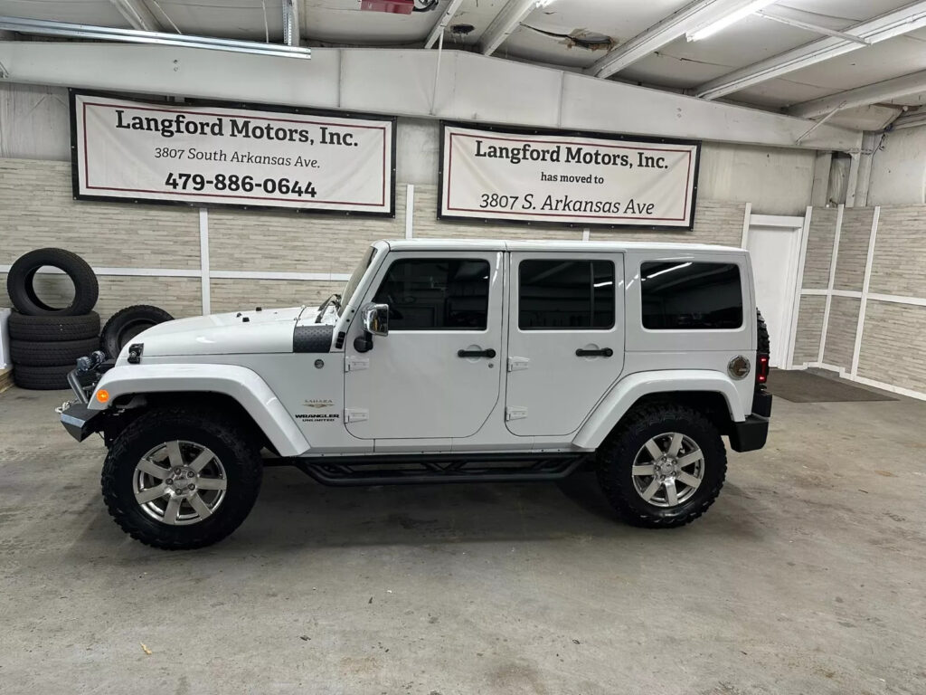 2012 Jeep Wrangler Sahara