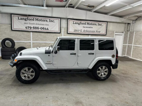 2012 Jeep Wrangler Sahara na prodej