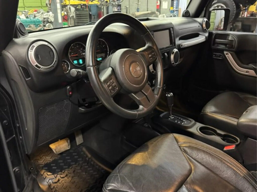 2013 Jeep Wrangler Sahara