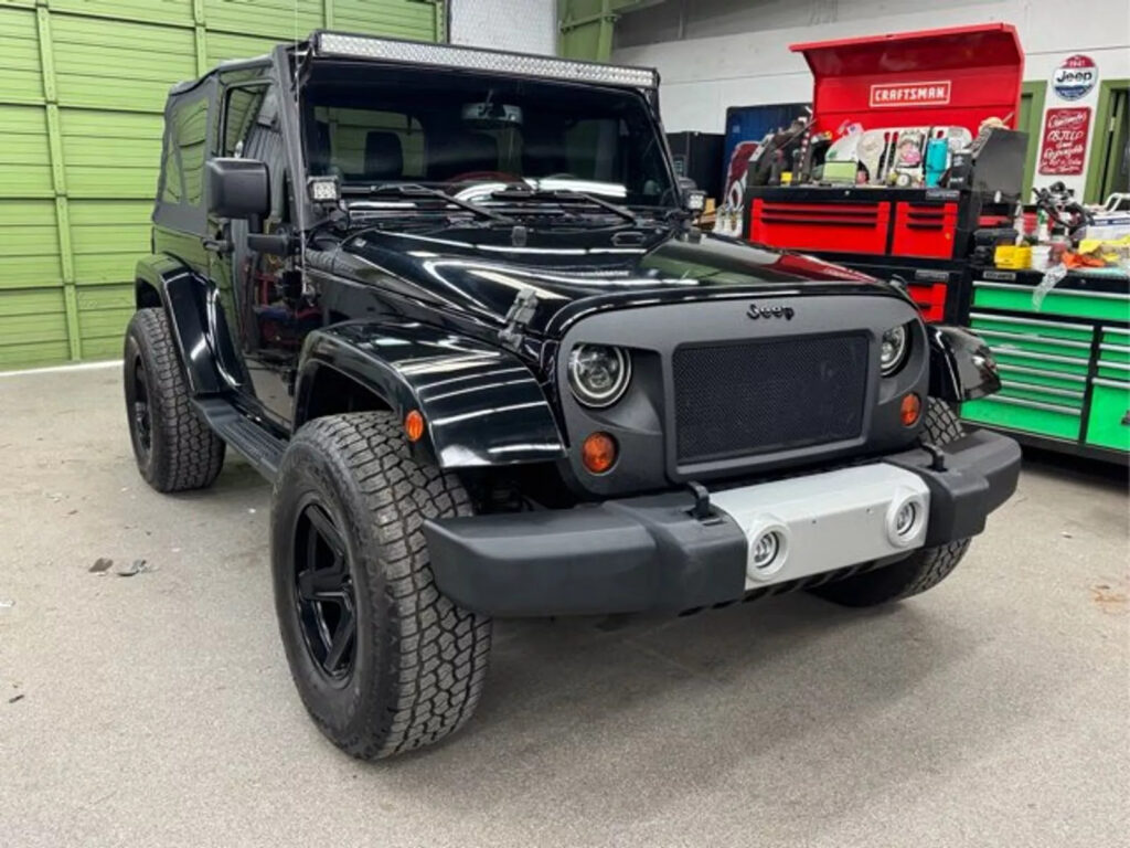 2013 Jeep Wrangler Sahara