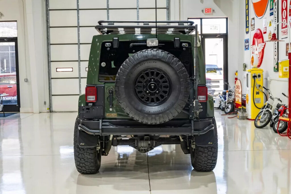 2015 Jeep Wrangler Unlimited Rubicon AEV Filson