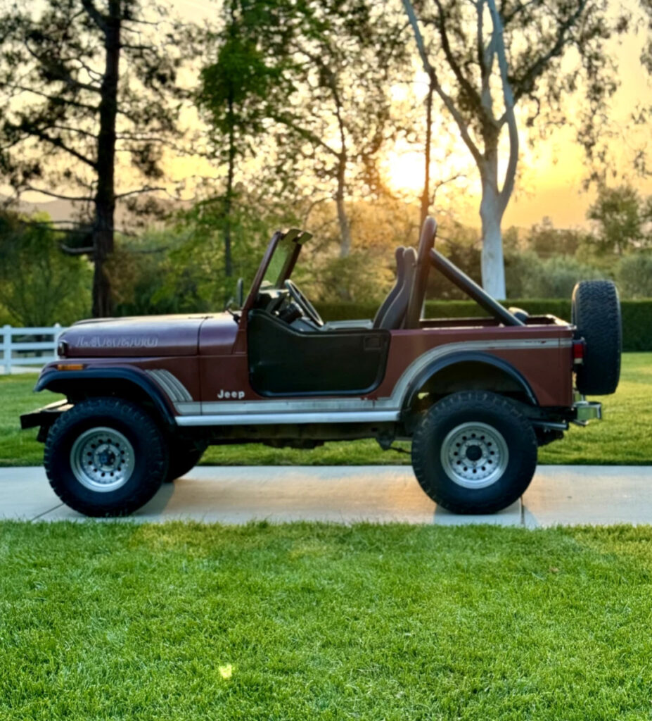1985 Jeep CJ Laredo