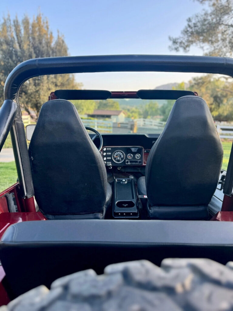 1985 Jeep CJ Laredo