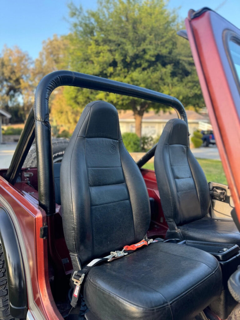 1985 Jeep CJ Laredo