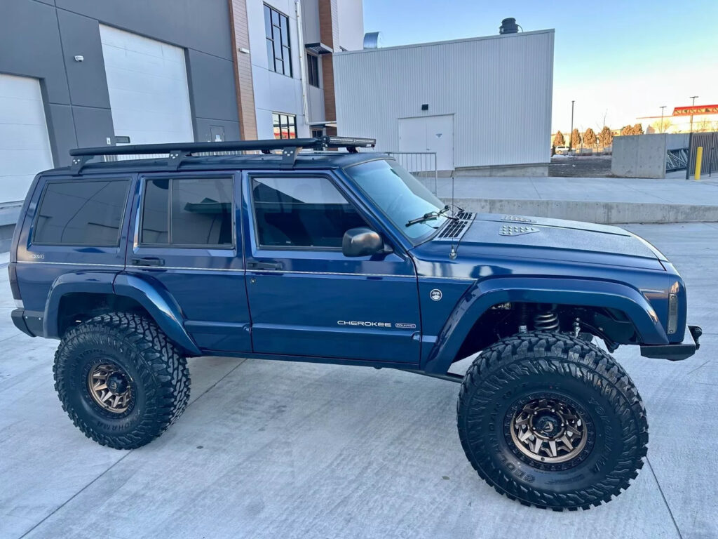 1997 Jeep Cherokee XJ – Beautiful Restomod