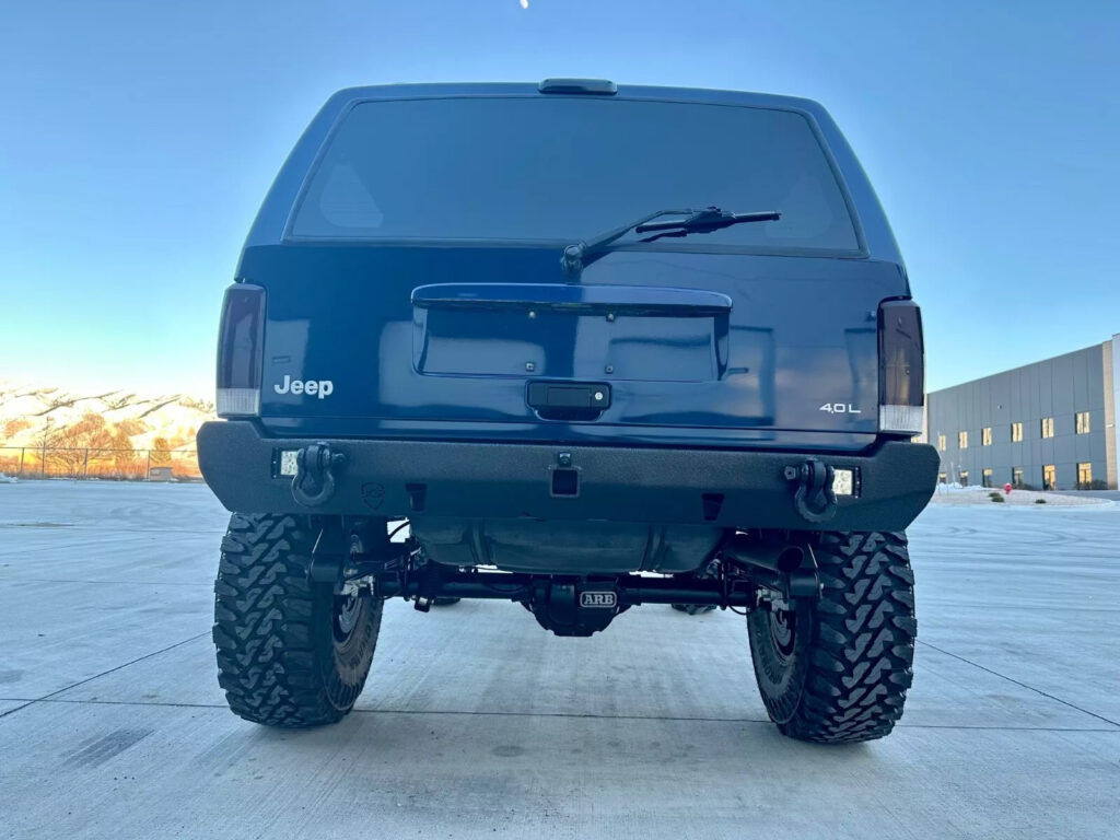 1997 Jeep Cherokee XJ – Beautiful Restomod
